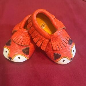 Itzy Ritzy Kids Moccasins in Red Fox Design